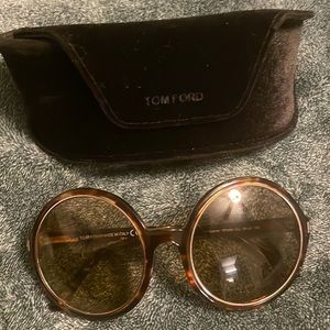 Tom Ford Shades Brown and Round
